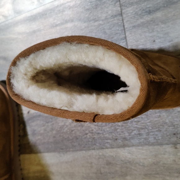 UGG Koolaburra Suede Boots NWOT - Picture 5 of 7